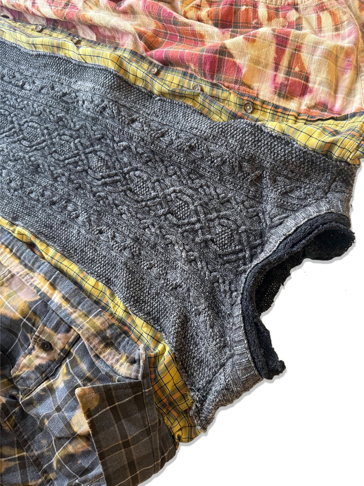 Upcycle sweater "STREET MONSTER"